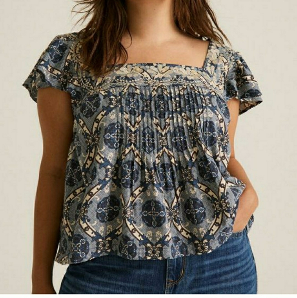 Torrid Festi Pintuck Emroidered Flutter Sleeve Tank Top NWT Size Large/12 0